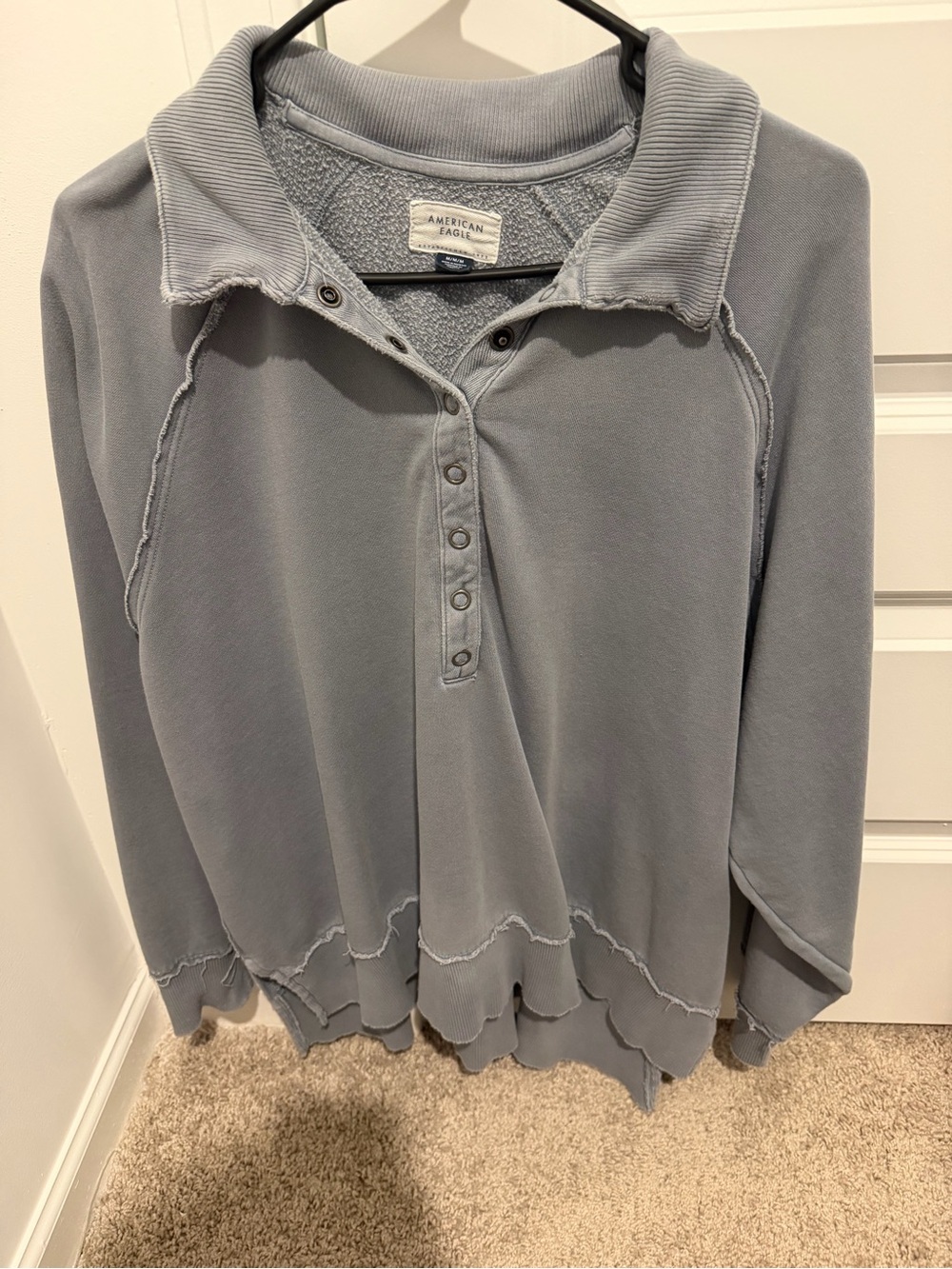AMERICAN EAGLE SWEATSHIRT